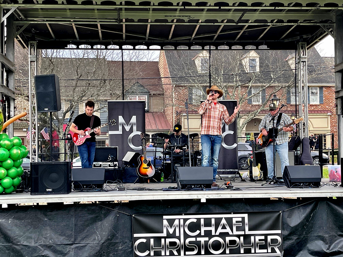 Peddler's Village Apple Festival 2024 Michael Christopher